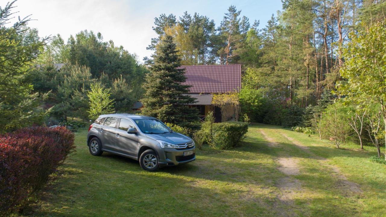 Gospodarstwo Agroturystyczne Nad Jeziorem Wsrod Lasow Lipnica  Exterior foto